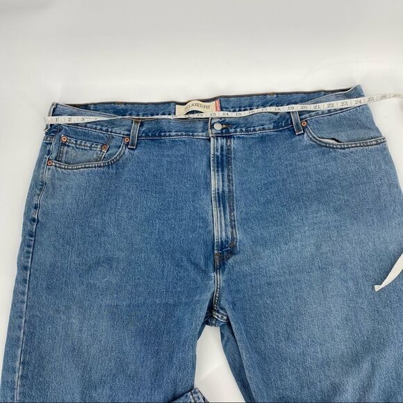 Levi's 550 Relaxed Fit light wash classic jeans size 50 x 30 - Picture 7 of 12